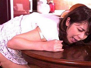 ＜あなたの嫌う人！＞「ヤメテ…ダメダメ！！」町内会のマジキチくそオヤジ！清楚な奥さんがNTR浮氣不倫セックス！