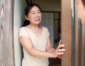 素人　農家のおばさん　無修正 五十路、農家のおばさんナンパ！農作業中のおばさんに声をかけ、家におじゃまさせてもらいました。 - 動画エロタレスト