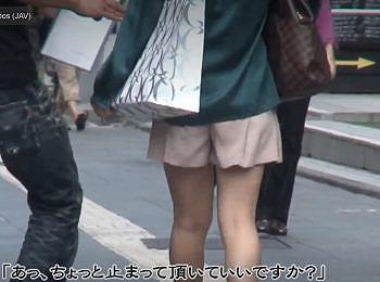 【素人熟女ナンパ】四十路くらいの巨乳デカパイ色黒美魔女おばさんを連れ込み中出しセックスしたエロ動画！