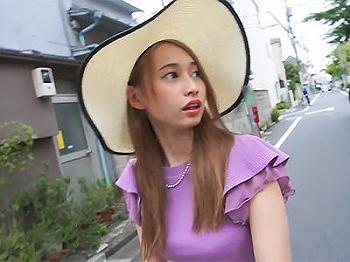 〔中出し×ナンパ〕豊満なヒップを持つ魅惑的な女性に近づき至高のリラクゼーションから官能の世界へ誘う快楽の旅
