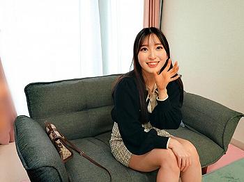 手コキでチンポフル勃起して我慢出来ずに大爆発！可愛い巨乳おっぱい素人お嬢さんが発情して筆下ろし濃厚エロセックス！