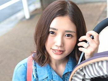 子持ち夫婦の三十路美魔女美女人妻に巨根男性が悩み相談⁉家族を待たせ他人棒で精子中出しされたエロ不倫NTRセックス企画！