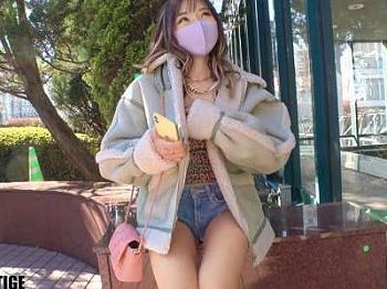 【ブーツ】極シコ美人ギャルがエロSEX！白ロングブーツ着エロ痴女り杭打ち背面セックス！ガン突きぱんぱん突き上げ！