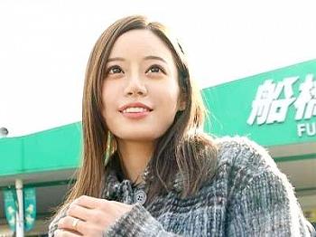 腹筋　騎乗位　素人投稿 