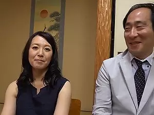 《中井まゆみ/熟女人妻》結婚して6年の熟年夫婦が繰り広げる愛のある濃厚セックス❗