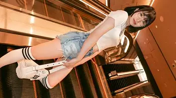 【安藤はる】高身長眼鏡女子現役大学生&hellip;キスから最後まで、ずっとトロトロ顔の濃厚セックス！