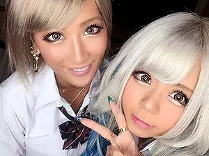 黒ギャルが中年のおっさんとハメまくってザーメンを大量に中に出されちゃって絶頂しまくり！