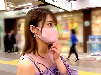 【貧乳&times;素人】高速フェラ抜きスペルマ口内射精ごっくんしてスレンダーちっぱい激カワお姉さんがエチエチ！