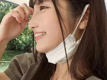 【キスハメ&times;素人】アイドル級ロリ美少女がえちえちSEX！美脚を晒して潮吹きおしっこ！追撃の羞恥に大量おしっこ放尿！