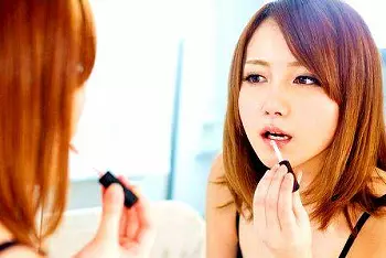 ＜立花美涼＞抜群のスタイルと色っぽいエロスの美女が性欲を我慢できず一人エッチ！