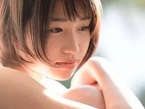 ＜原石美少女＞男性誌のグラビアでおなじみの美少女がAVデビュー！身体を痙攣させながら卑猥にイキ乱れる＜無料エロ動画＞