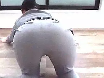 ＜パンツスーツ！＞「ケツが・・・エッロ！」ビタパンお尻に勃起確定！内見中のOLがバックからヤラレル！！！
