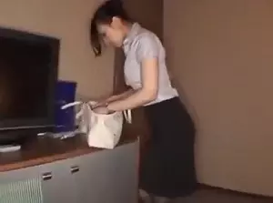 モノ好き人向け巨乳知人男性を前に安心しきって婦女暴行されるシロウト少女パンスト