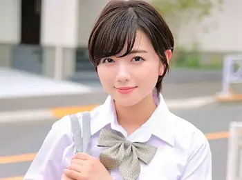 【素人ナンパ】こんなに激しいエッチ初めてです&hellip;///笑顔がキュートな制服JK美少女が恐る恐るデカチンを手コキからの泡洗体