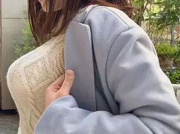 【イキ潮&times;素人】着衣巨乳のロリ顔Hカップお姉さんがエロハメ！激ピスで&rdquo;激烈&rdquo;なおしっこハメ潮イキ潮！