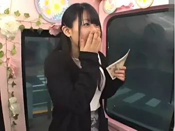 むっちりボディに巨乳の現役体育部女子大生ナンパしてMM便連れ込み❤謝礼で釣り人生初の素股体験させたらマ〇コ刺激され濡らし