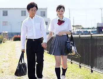 【女子校生カップル】部活で走り込んでからパコりだすエロさ！美少女部員がロッカー室で恋人と興奮しまくり