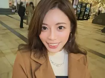 【美人&times;素人】素人企画でセクシー激カワ美人がエロ合体！ガーター黒ストッキング着エロバックでズコってケツ射！