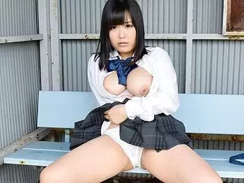 むちむち巨乳JKを露出洗脳！危険度MAXのパイパン娘をマゾ調教！！