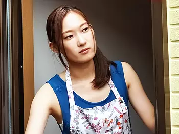 「ヤメテ！」帰り道で襲われた人妻、3人の男に拘束され、上品なスレンダー美乳が激しく責められイキまくるｗダッチワイフ堕ち