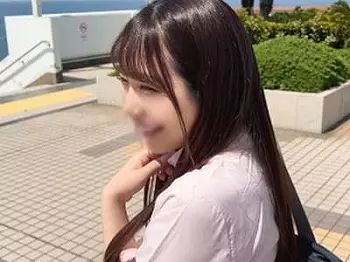 【JK&times;素人】素人企画でグラインド騎乗位やバックの連続イキセックスしてクビレボディの美人パイパンJKがエロい展開！