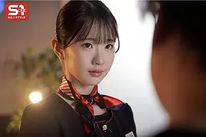 白上咲花　純白スリムボディ新人CAのマンコが広がっちゃうドス黒い極太チンコが馴染んでいくレイプセックス〜
