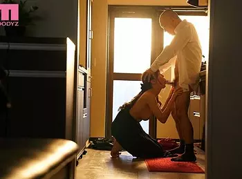 【人妻・主婦&times;チンポ】あんなに柔らかい手つきでキンタマサワサワされたら頭おかしくなりそう！ もう中出しでいいよね？