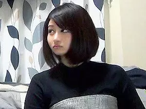 ［ナンパ 盗撮］天使クラスのミニ娘にヤリ放題『この格好恥ずかしい』巨根見せつけ強引に仁王立ちフェラ&rArr;寝バックでガンガン犯