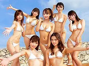 ［アイドル集合］チンコが弾けそうなスーパーエロ娘達が素人チンポを粉砕していく！「ホラホラ―♡」とんでもない金玉破壊企画ｗ