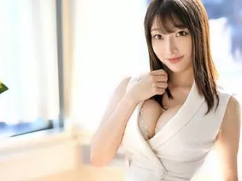 【素人娘の極上テク】手を使わないフェラがヤバい！唾液まみれでチ○ポを味わう姿に興奮MAX！感じまくるエロ顔にイキまくり確
