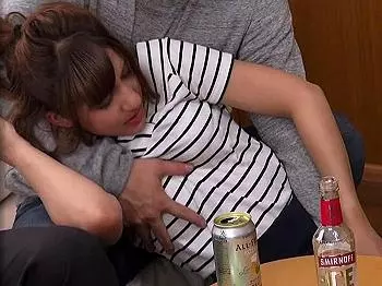 《NTR》高校時代にオカズにしていた超キュートなお姉さん『酒に酔っているのをいいことに。。。』無理やり犯す！心は許さなく