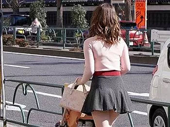 絶対ヤレる 直感的に思わせる雰囲気を醸し出してた若妻を口説いてみたら案の定ヤリマンで種付けもできちゃった