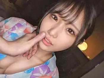 【騎乗位&times;美人】貸し切りの温泉エロ企画で腰振り痴女みロデオセックスしてデカ乳ボディのロリロリしい美人がスケベな流れ！