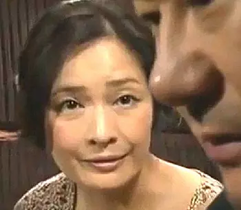 【ヘンリー塚本作品】「嫁にマラを挿入してやってくれ&hellip;」屋敷の旦那に依頼された使用人。五十路の妻は久しぶりのマラに&hellip;